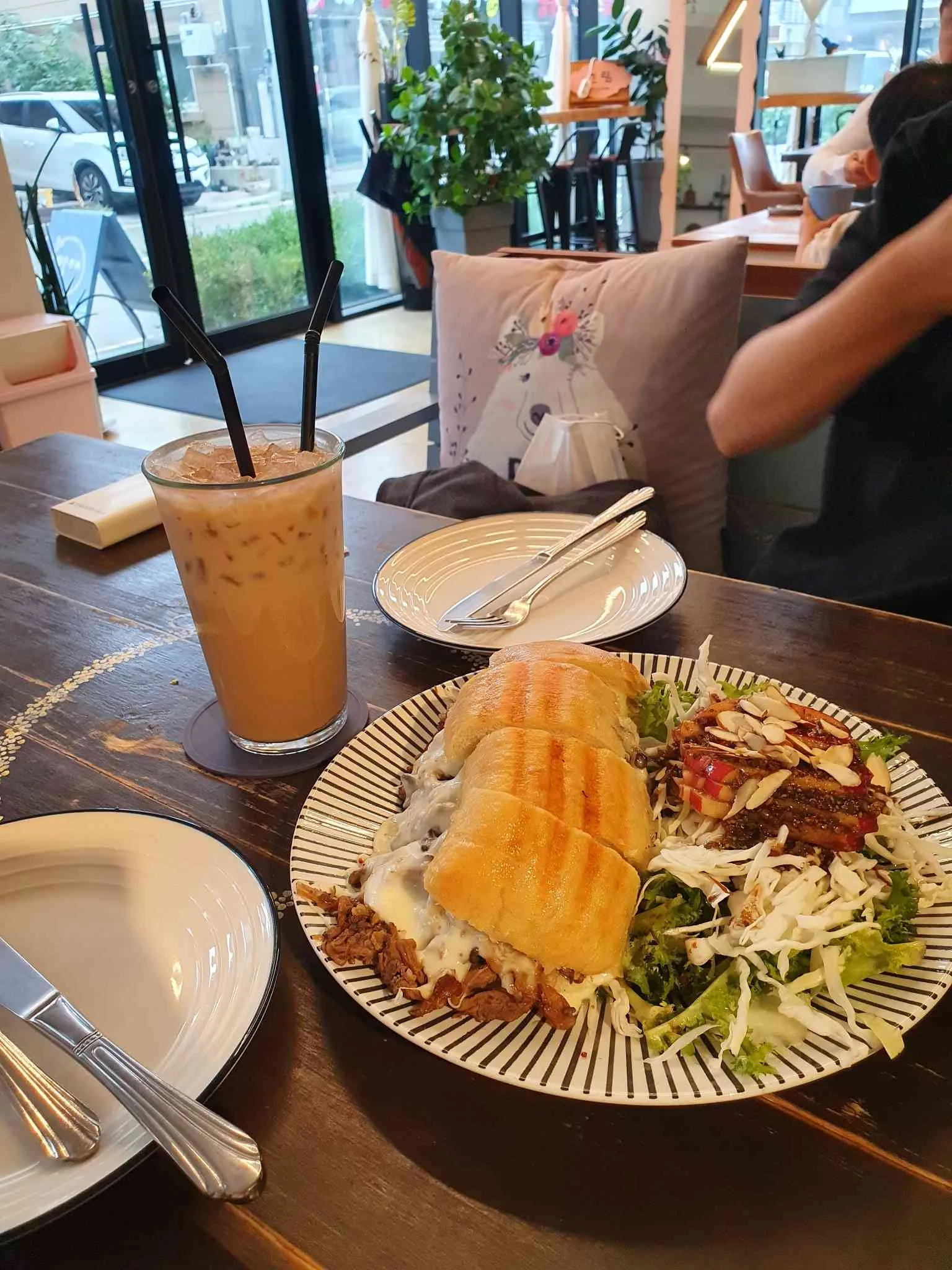 대표 사진 2