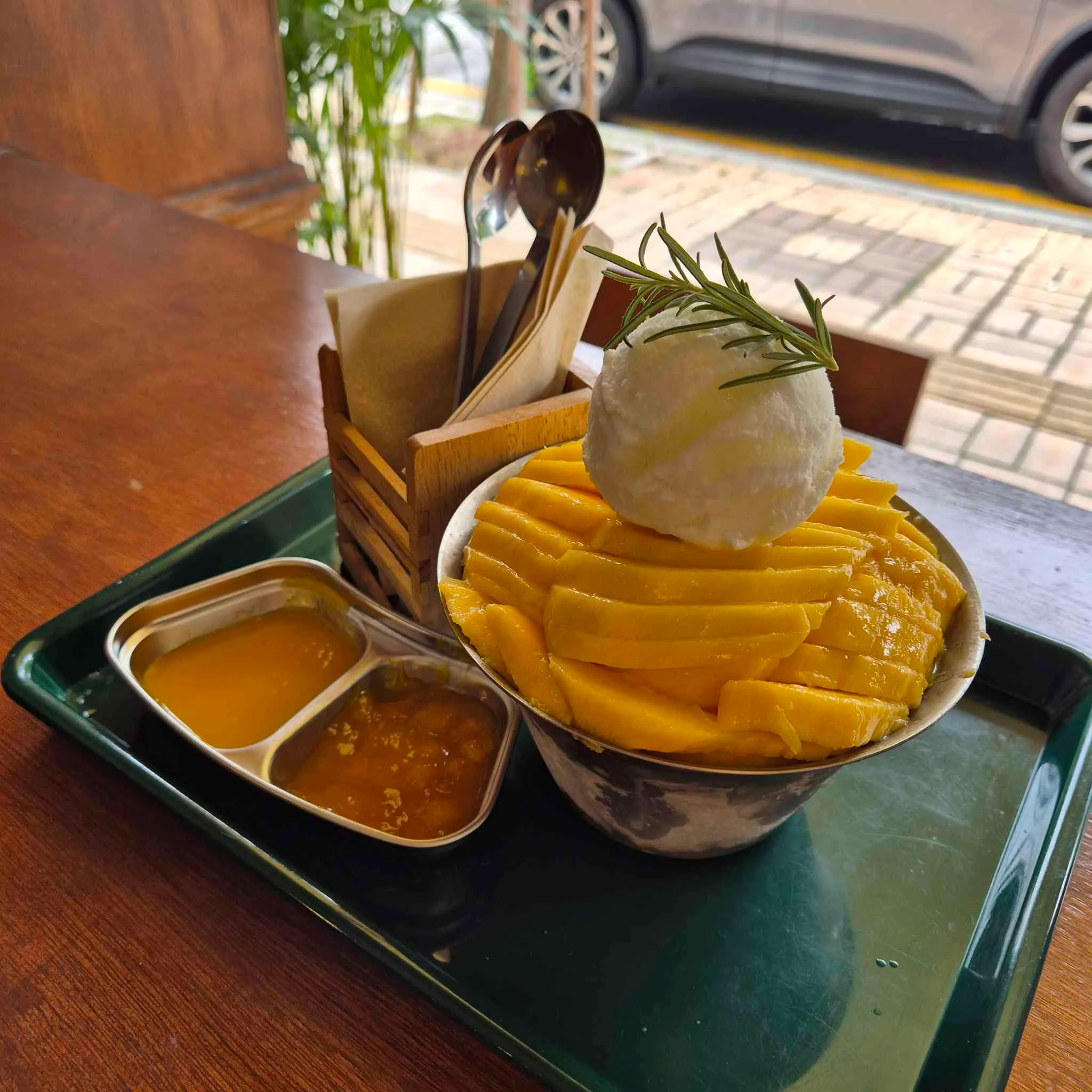 대표 사진 3