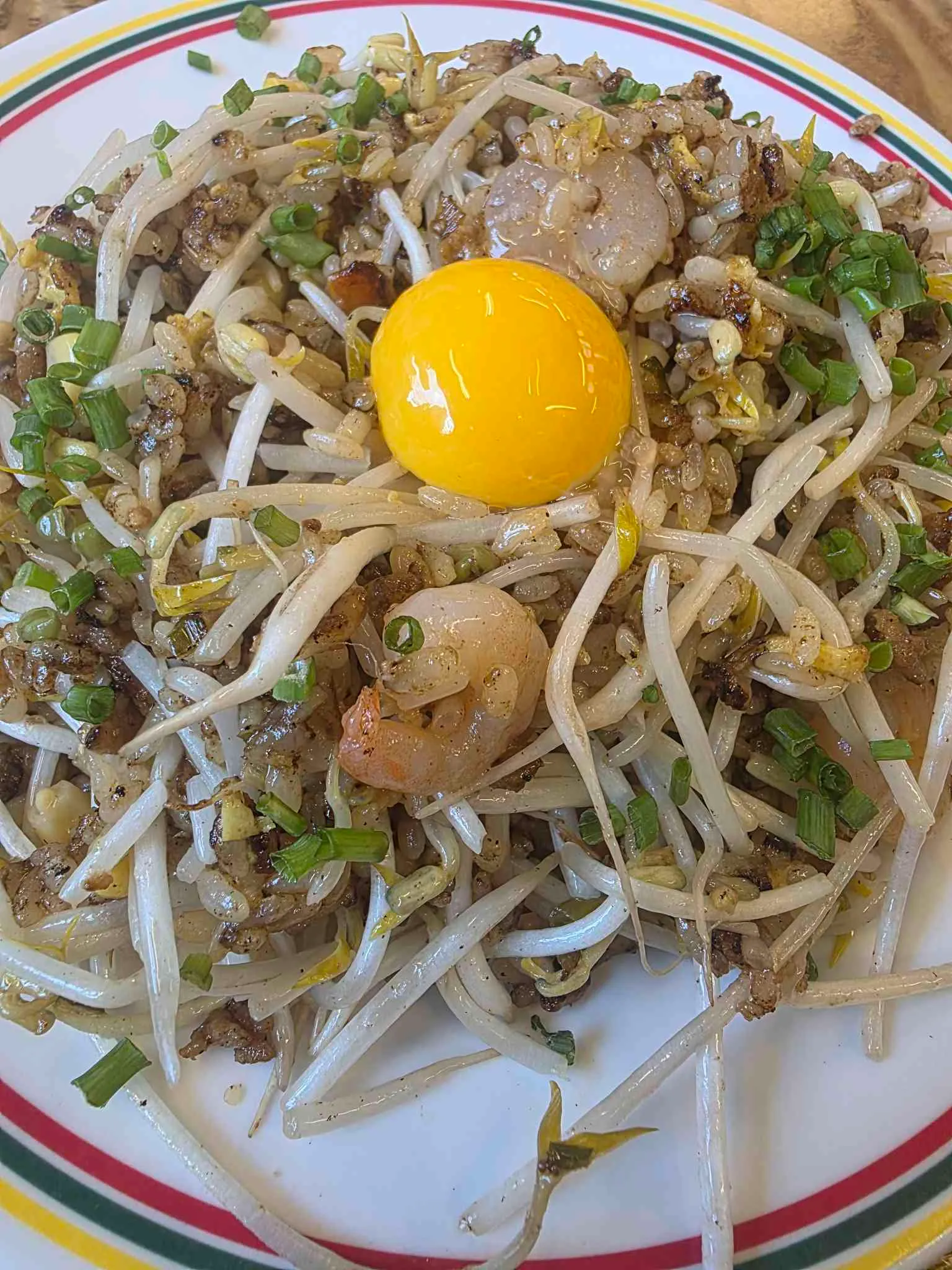 꾸아, 계란 올린 쌀국수