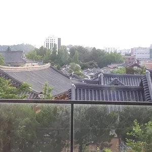 기와 리뷰 사진