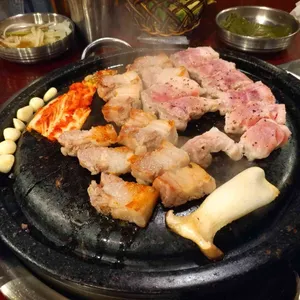 삼겹살 전문점 대통령 사진