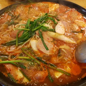 두리 의정부부대찌개 사진