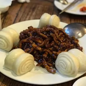 팔선생 사진