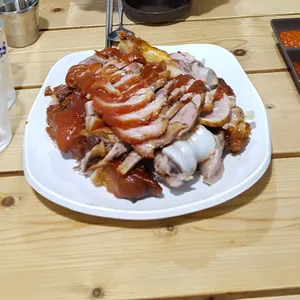 최군족발 사진