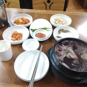 양촌리마을흑미녹차삼계탕 사진