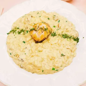 캐쥬얼식당 사진