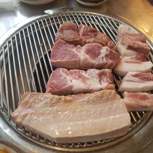 돈사돈 사진