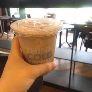 띵크커피 사진