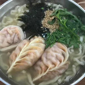 즘심엔 칼국수 사진