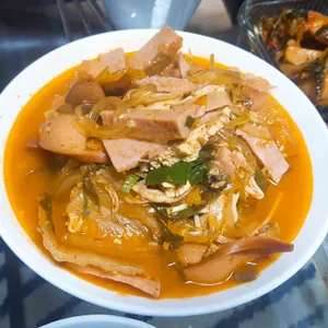 땅스부대찌개 사진