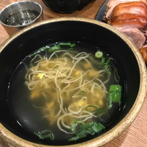 이공족발 사진