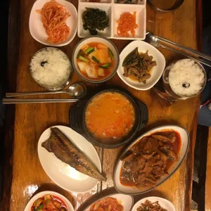 뚝배기집 사진