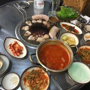 돈사돈 사진