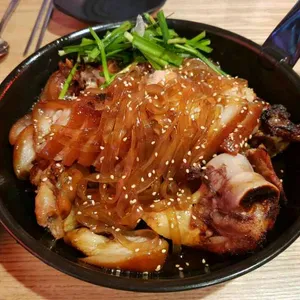 마왕족발 사진