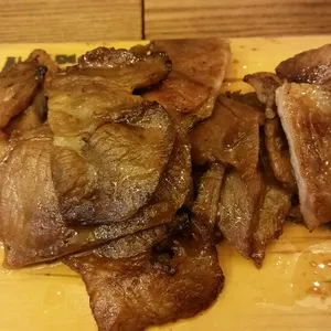 육쌈냉면 사진