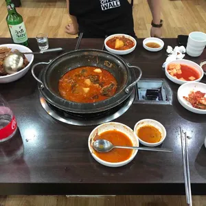 칠형제 감자탕 사진