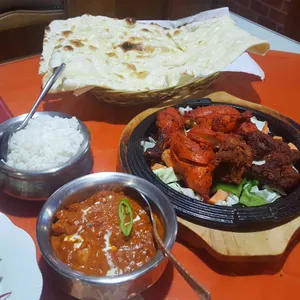 수엠부 사진