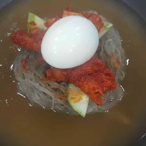 굴국밥보쌈 사진