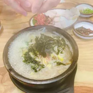 굴다리전주콩나물국밥 사진