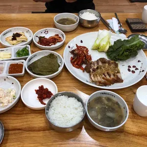 백세마인보쌈 사진