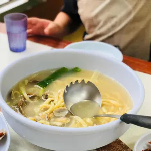 우산바지락칼국수 사진