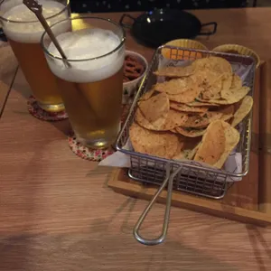 낮달 리뷰 사진