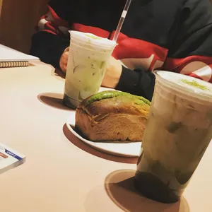 카페 로비 리뷰 사진