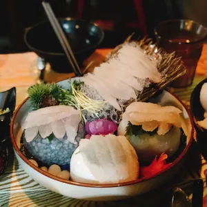 지하102호 리뷰 사진