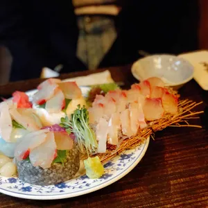 지하102호 리뷰 사진