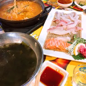 회사원 리뷰 사진
