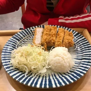 시로이 돈까스 사진