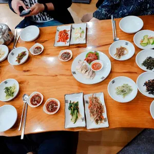 잔치 연 리뷰 사진