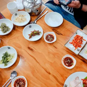 잔치 연 리뷰 사진