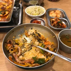 콩뿌리콩나물국밥 사진