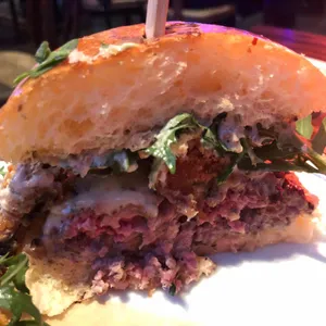 데블스도어 리뷰 사진