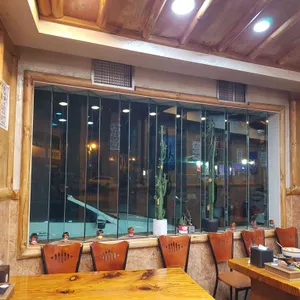 홍보석 리뷰 사진