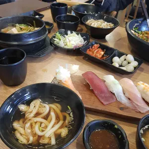 스시리완 사진