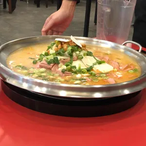 놀부부대찌개 사진