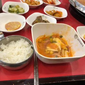 놀부부대찌개 사진