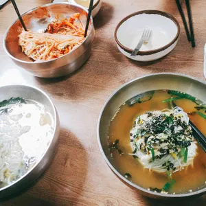 장인촌국수 사진