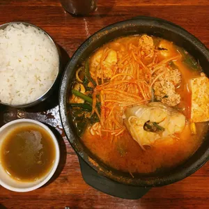 조춘식동태탕명태회냉면 사진