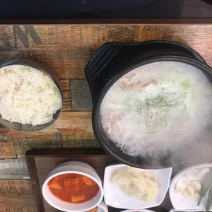 키미노돼지국밥 리뷰 사진