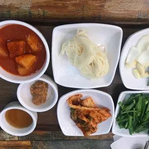 키미노돼지국밥 리뷰 사진