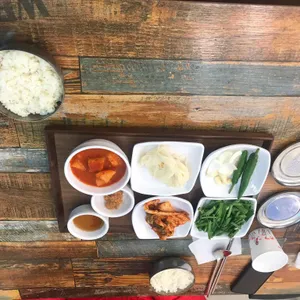 키미노돼지국밥 리뷰 사진