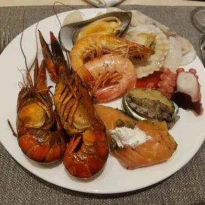 더카라 사진