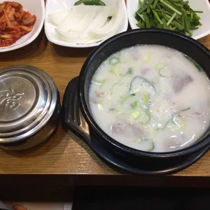 돈수백 사진
