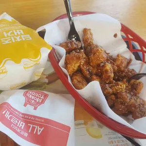 맘스터치  사진