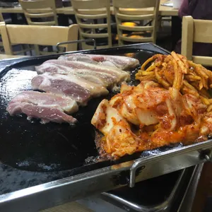 머내 돌삼겹살 사진