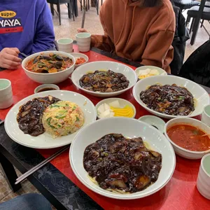 오형제 손짜장 마을 사진