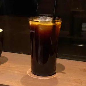 컨플릭트스토어 사진
